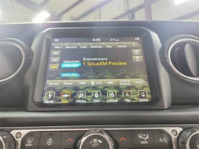 Used 2018 Jeep Wrangler Unlimited Sahara image 26