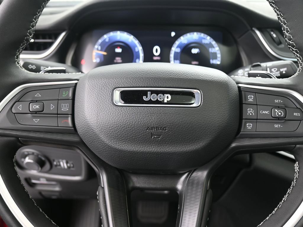New 2025 Jeep Grand Cherokee Altitude w/ Trailer Tow Package image 23