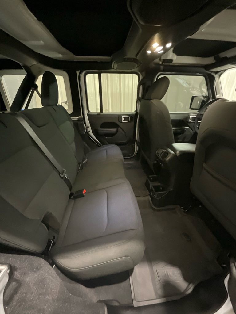 Used 2023 Jeep Wrangler Sport image 12