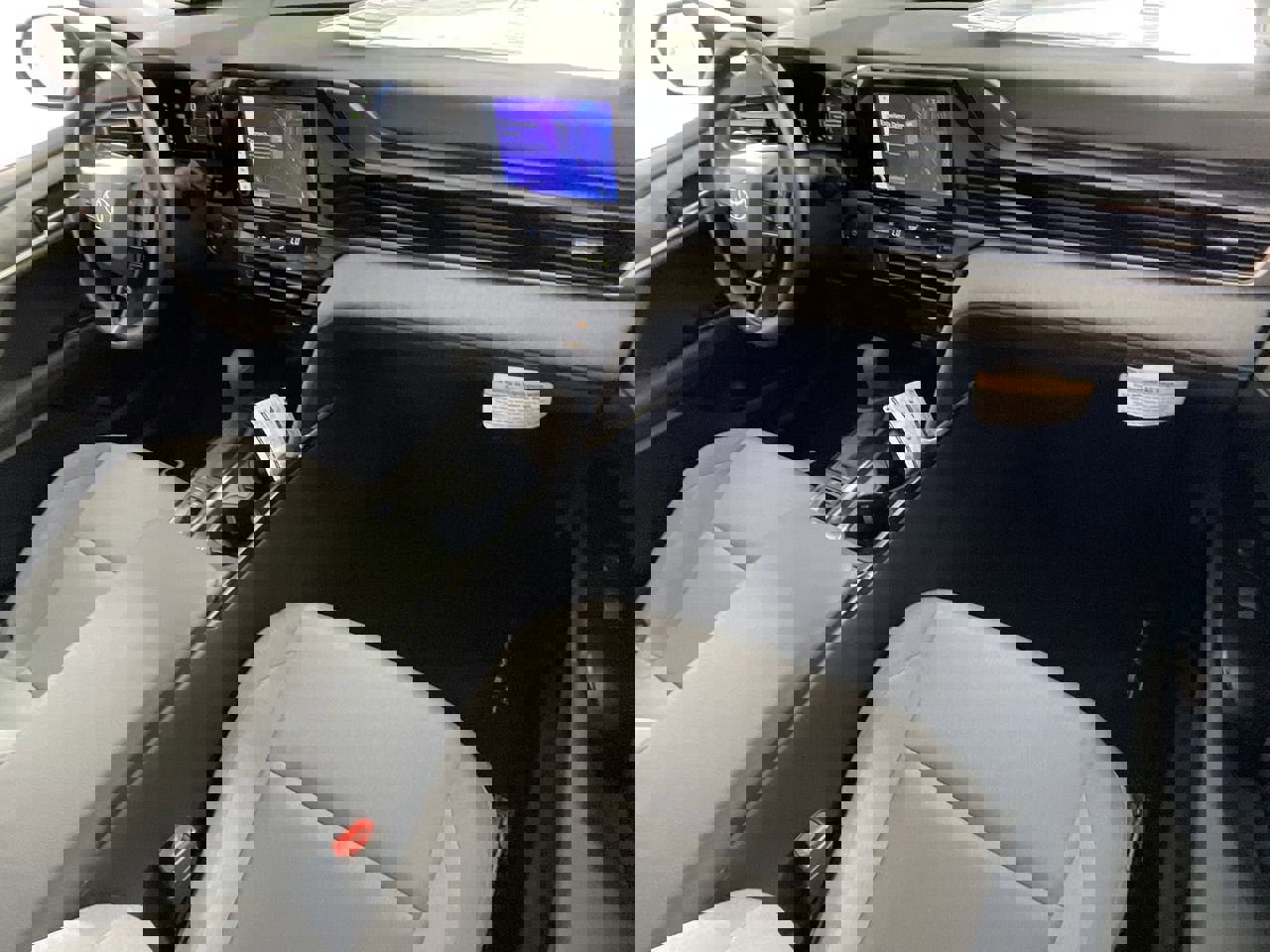 New 2026 Toyota Camry LE image 25