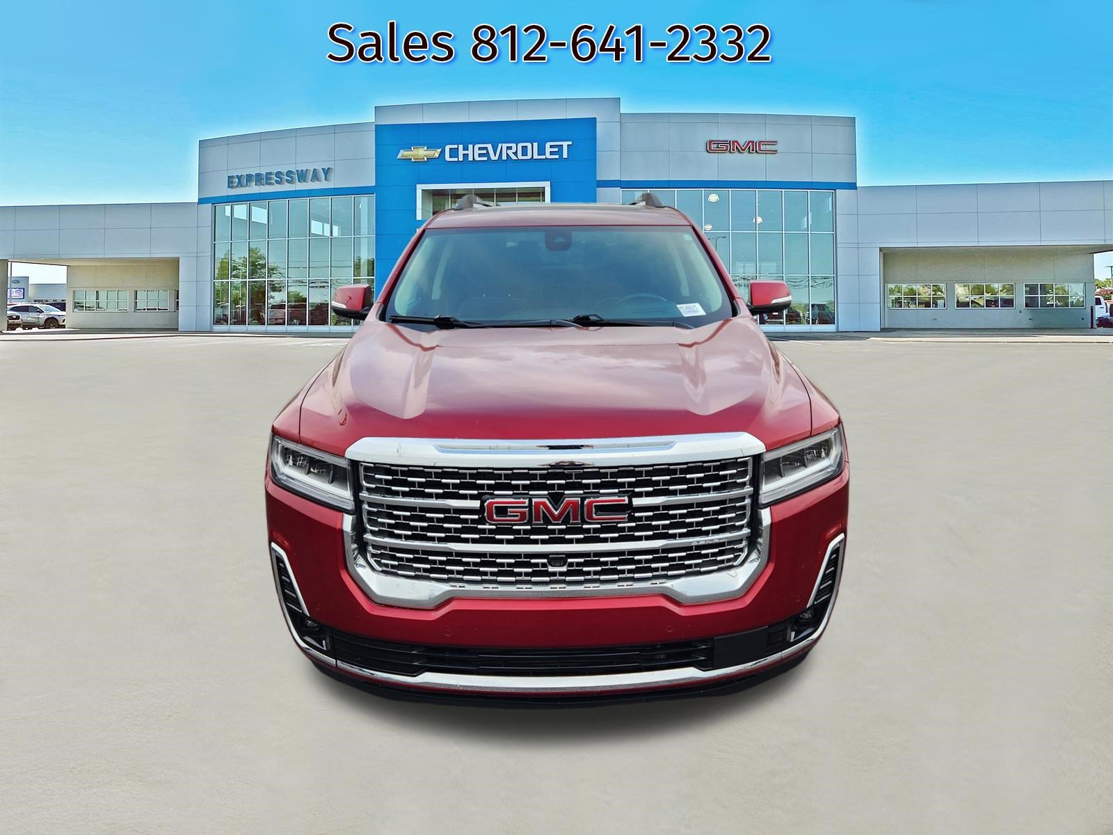 Used 2021 GMC Acadia Denali w/ Denali Technology Package image 2