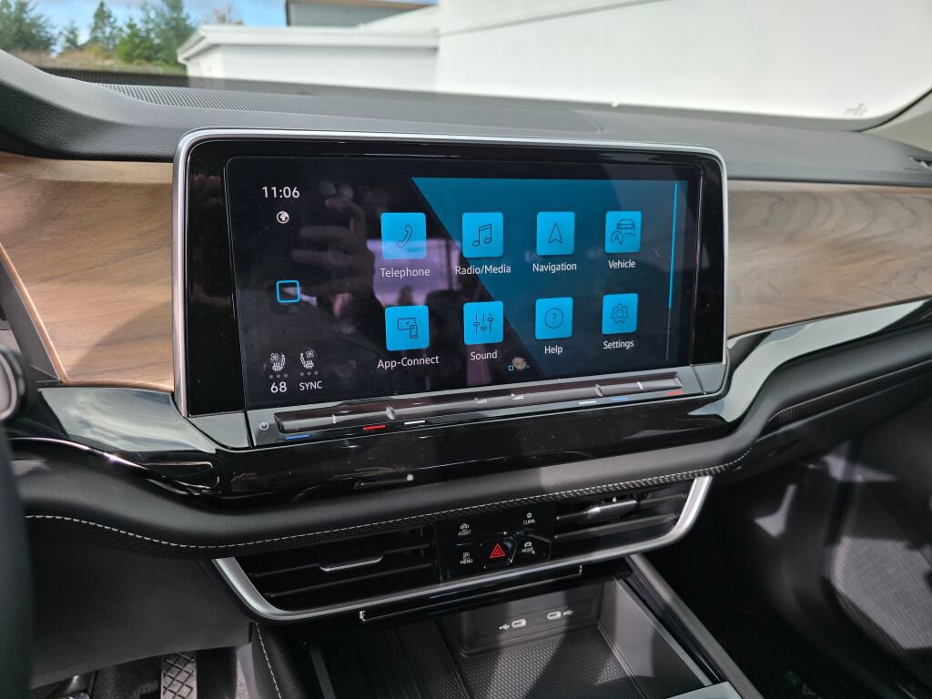 New 2025 Volkswagen Atlas SE image 15