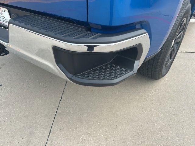 Used 2024 Chevrolet Silverado 1500 LT AWD/4WD image 12
