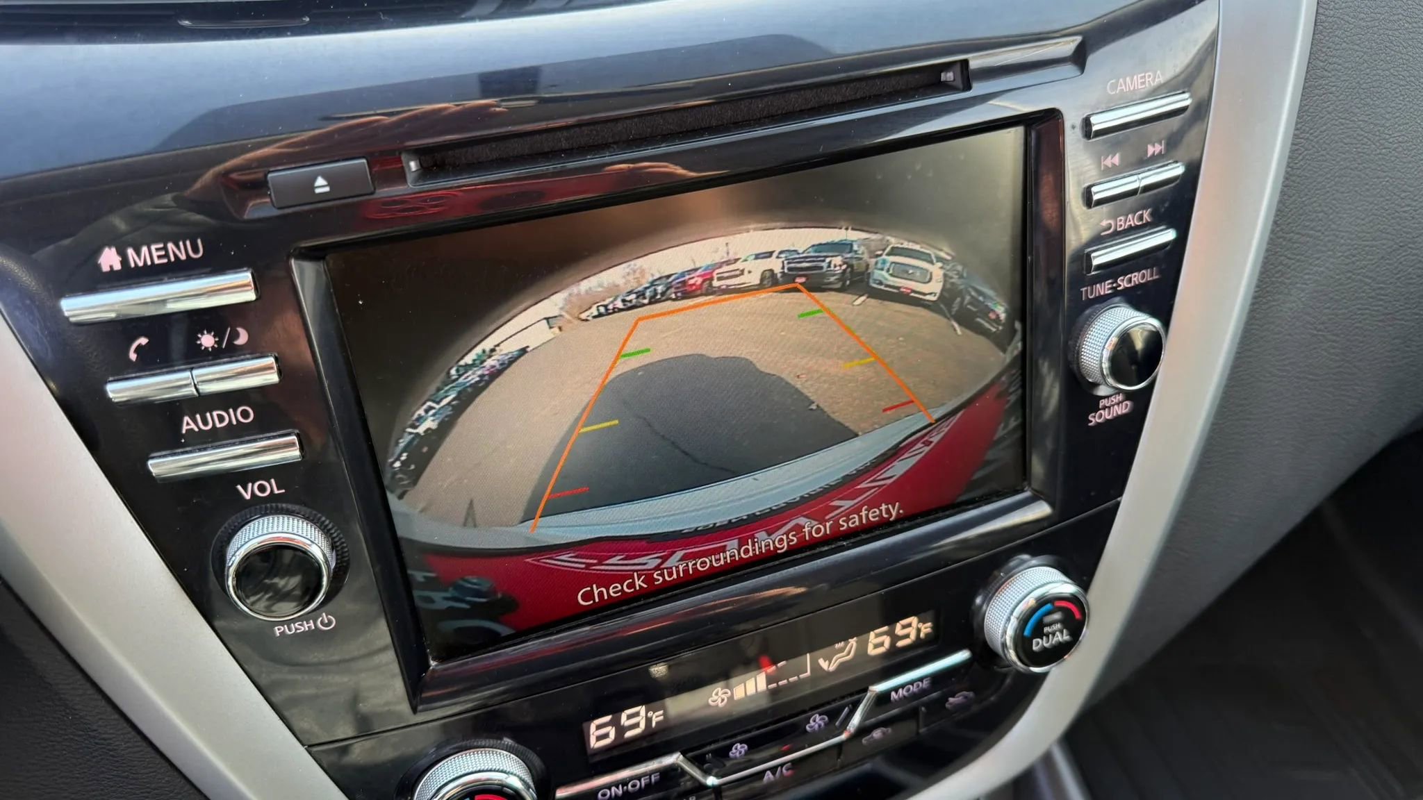 Used 2019 Nissan Murano S image 21