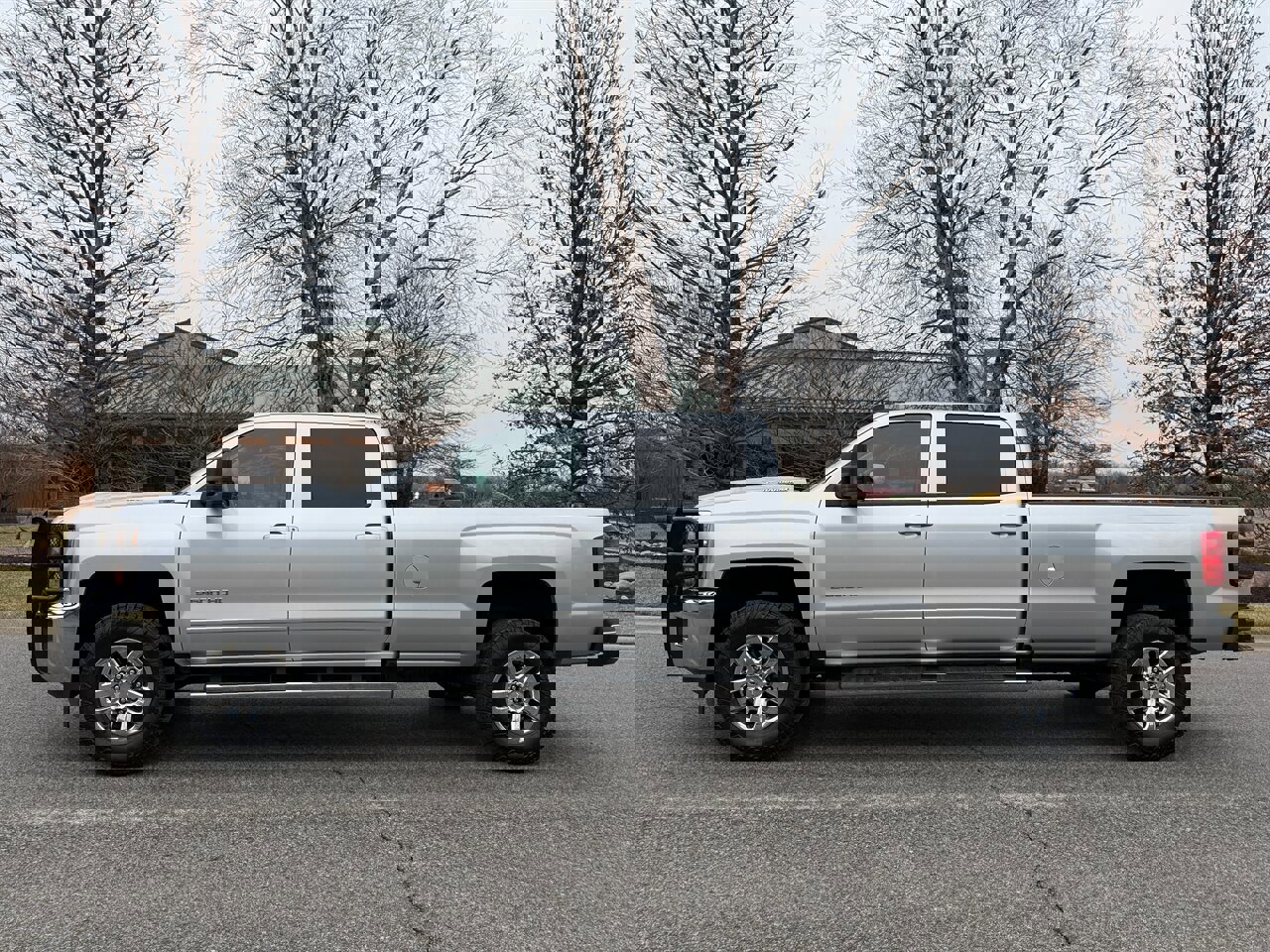 Used 2018 Chevrolet Silverado 2500 LT w/ LT Convenience Package image 2