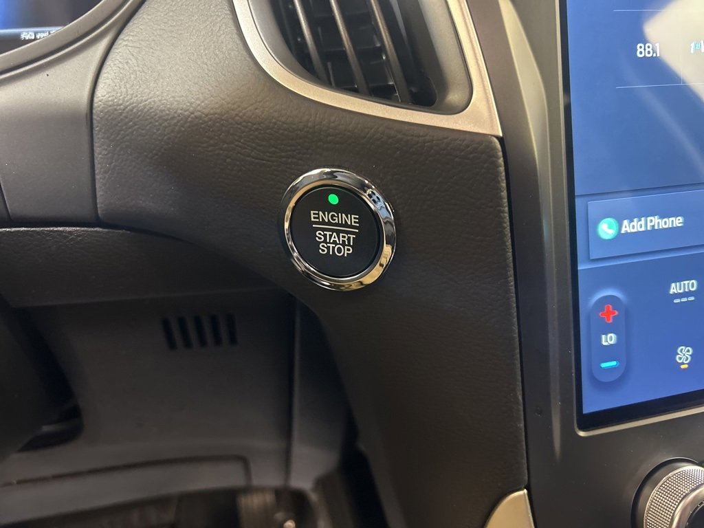 New 2024 Ford Edge SE image 15