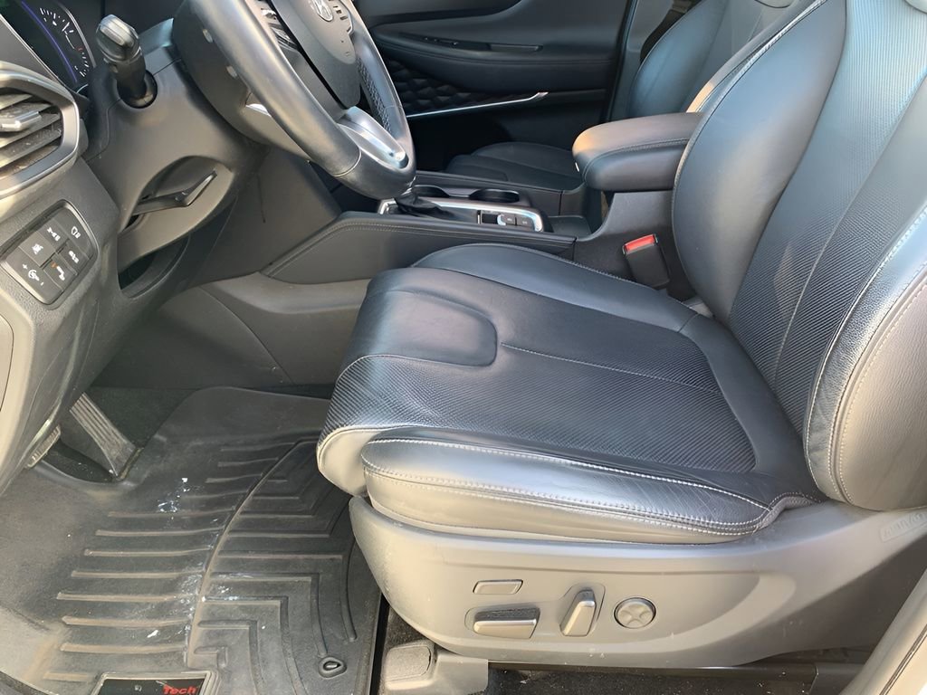 Used 2019 Hyundai Santa Fe Limited w/ Cargo Package image 10