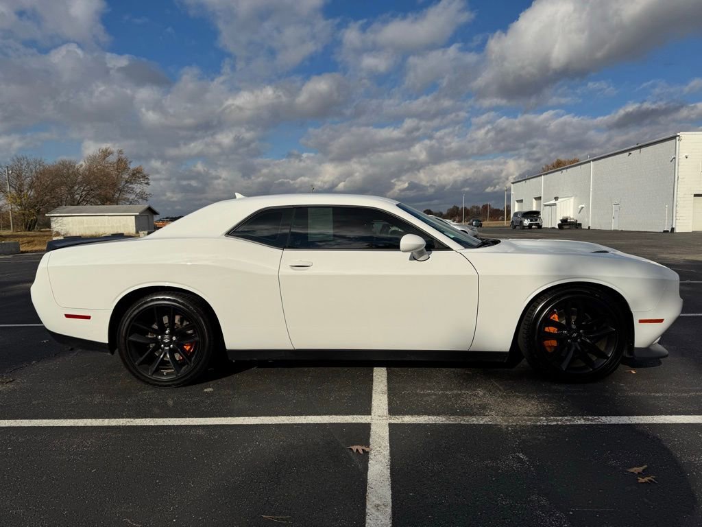 Used 2022 Dodge Challenger GT w/ Plus Package image 8