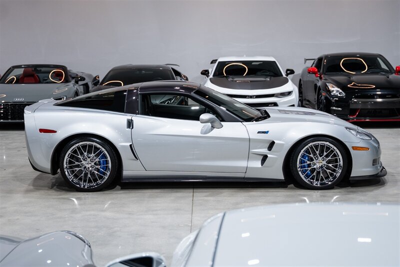Used 2010 Chevrolet Corvette ZR1 w/ Preferred Equipment Group RWD image 7