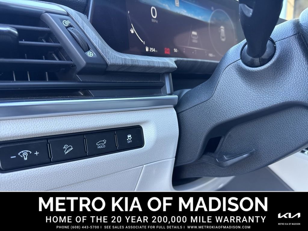 Used 2024 Kia Telluride SX image 13