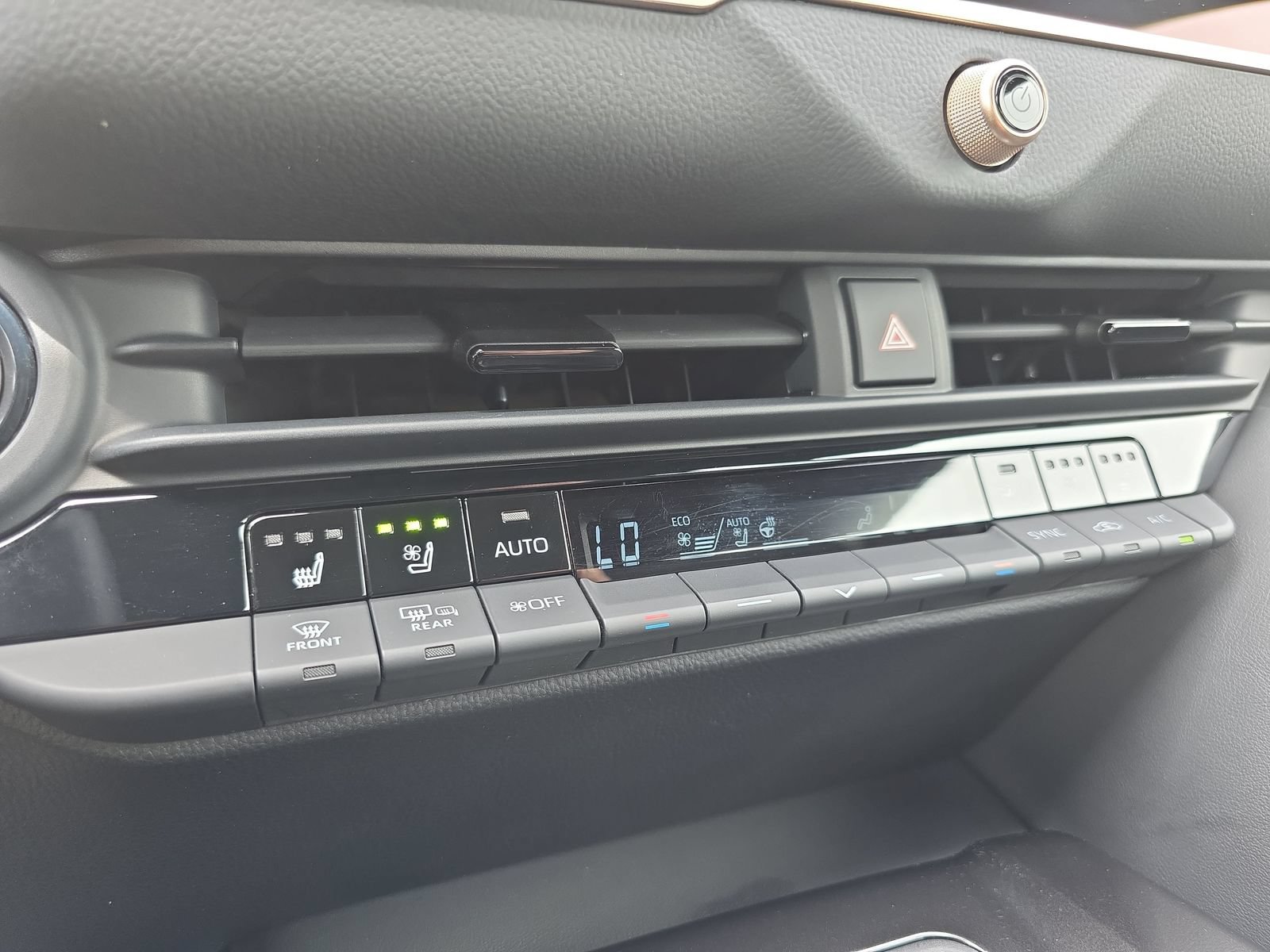 Used 2026 Toyota Crown AWD/4WD image 23