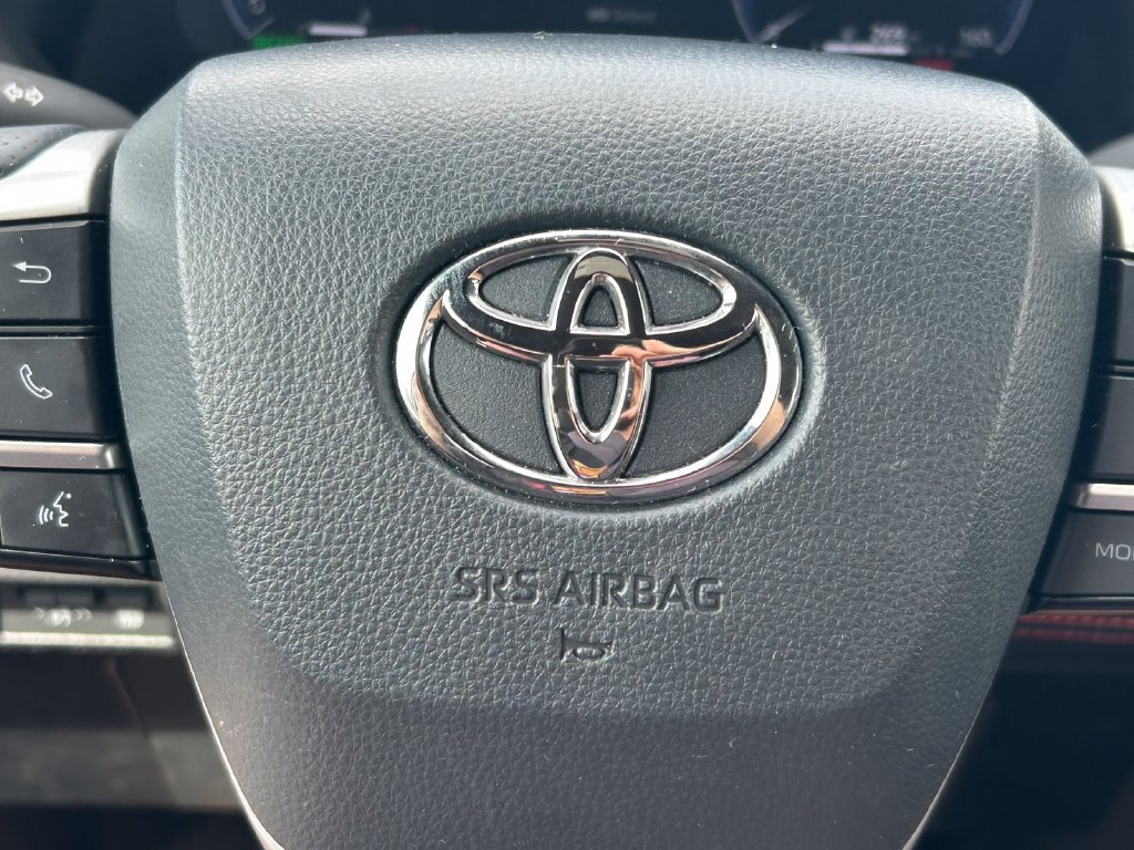 Certified 2025 Toyota Sienna XSE w/ XSE Premium Package AWD/4WD image 45