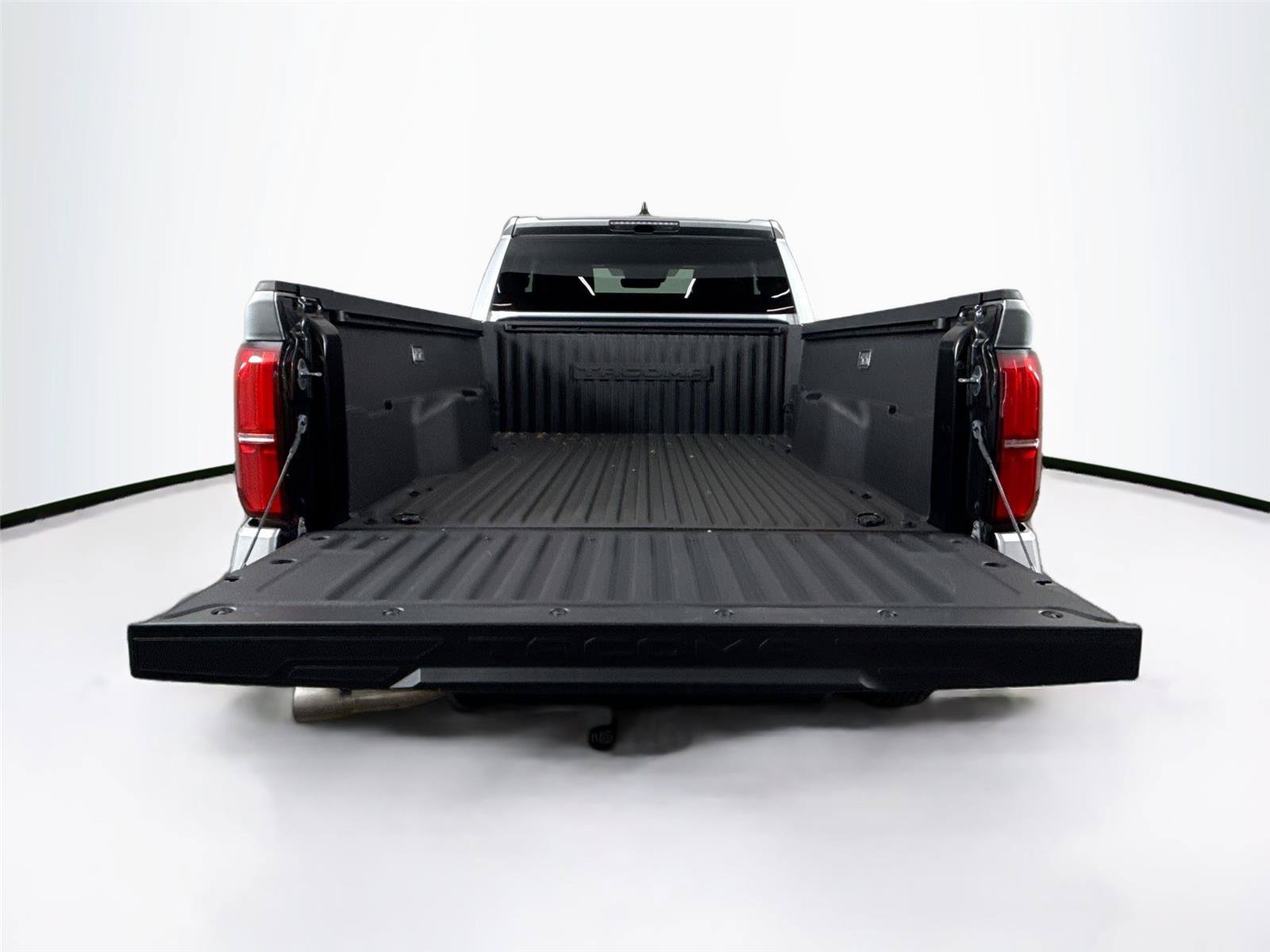 Certified 2025 Toyota Tacoma PreRunner RWD image 33