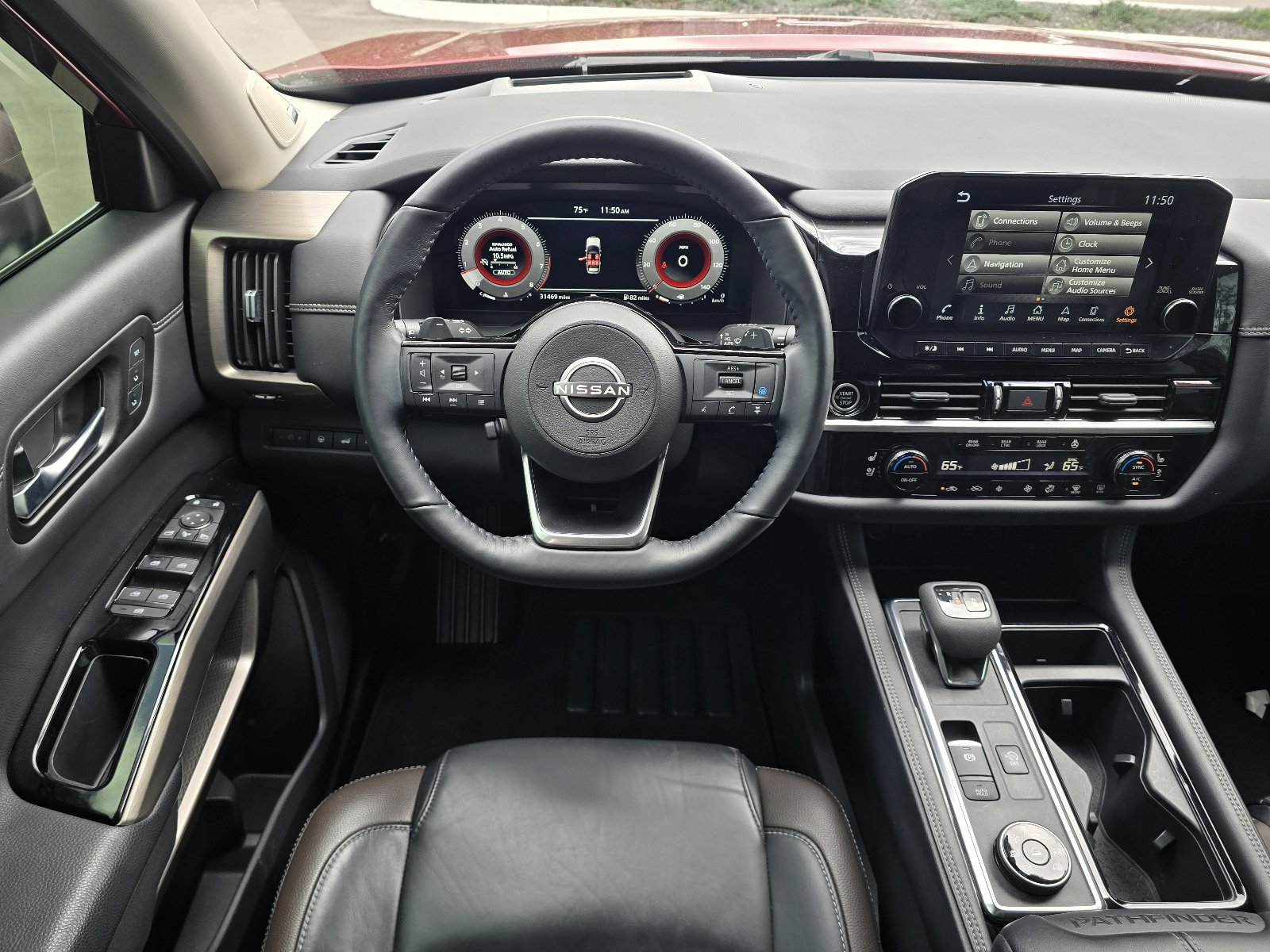 Used 2023 Nissan Pathfinder Platinum image 14