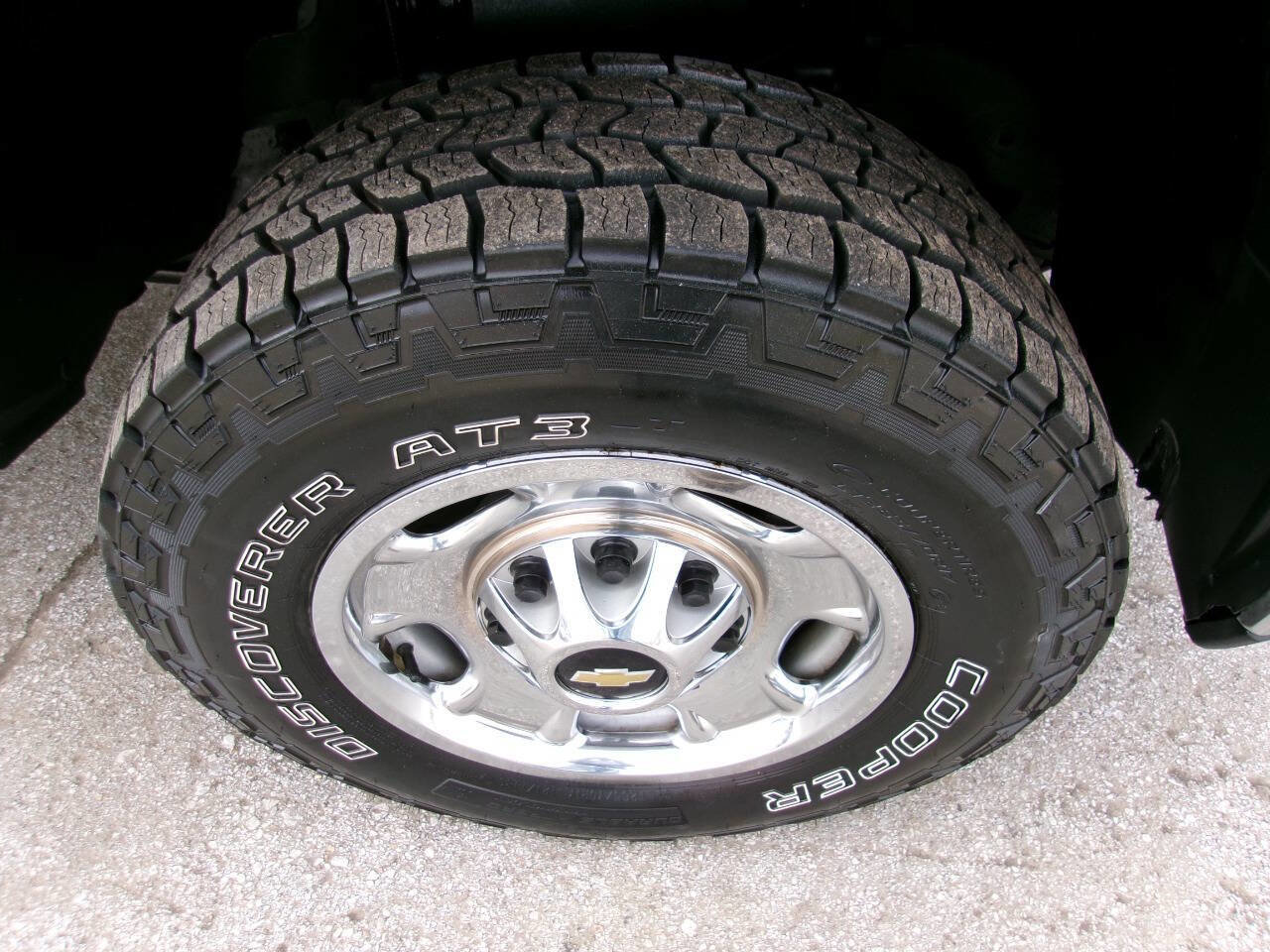 Used 2012 Chevrolet Silverado 2500 W/T w/ Snow Plow Prep Package image 10