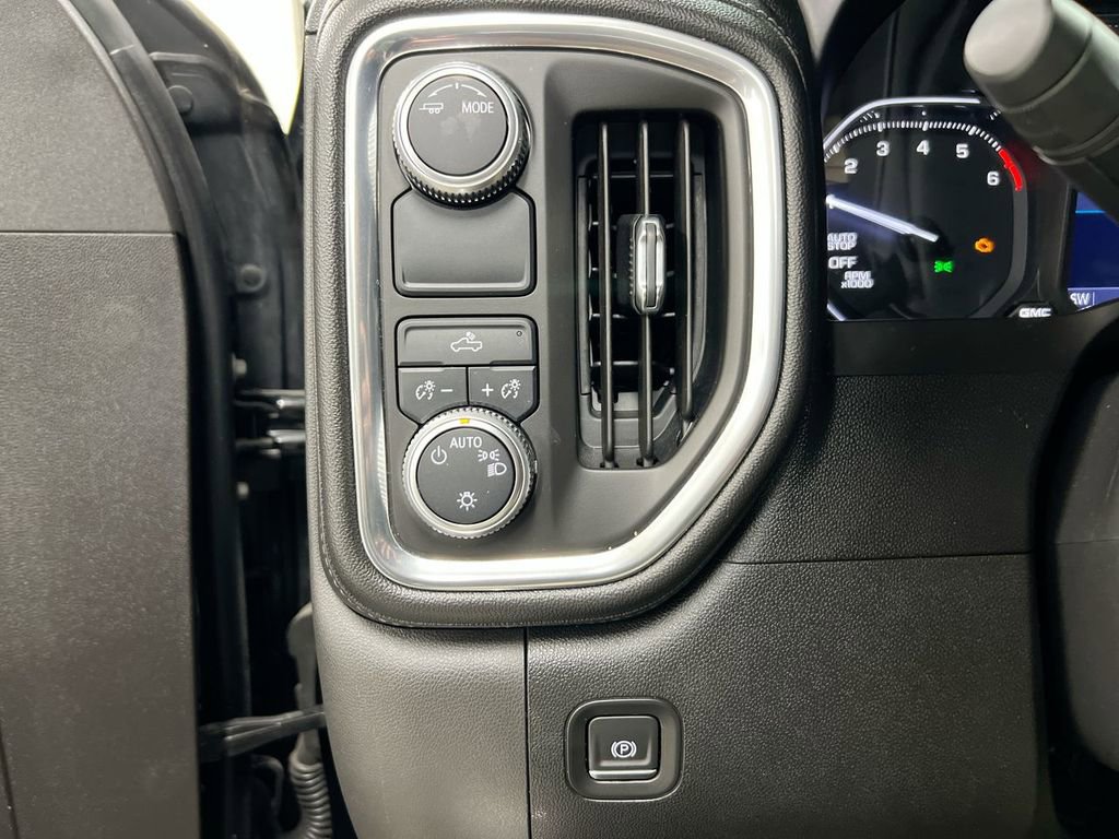 Used 2020 GMC Sierra 1500 SLE w/ SLE Value Package image 17