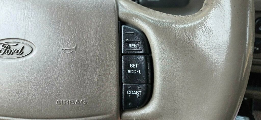 Used 2000 Ford Excursion Limited image 29