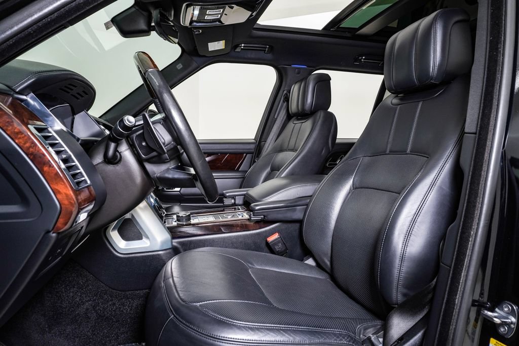 Used 2019 Land Rover Range Rover Supercharged AWD/4WD image 17