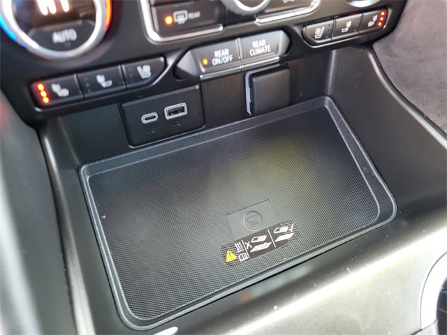 Used 2023 Chevrolet Tahoe High Country image 15