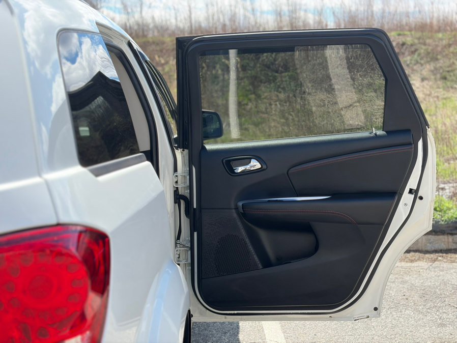 Used 2017 Dodge Journey GT image 18