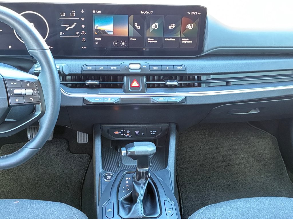 Used 2025 Kia K4 EX FWD image 3