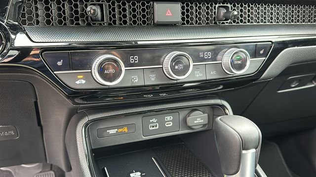 Used 2025 Honda CR-V EX-L image 17