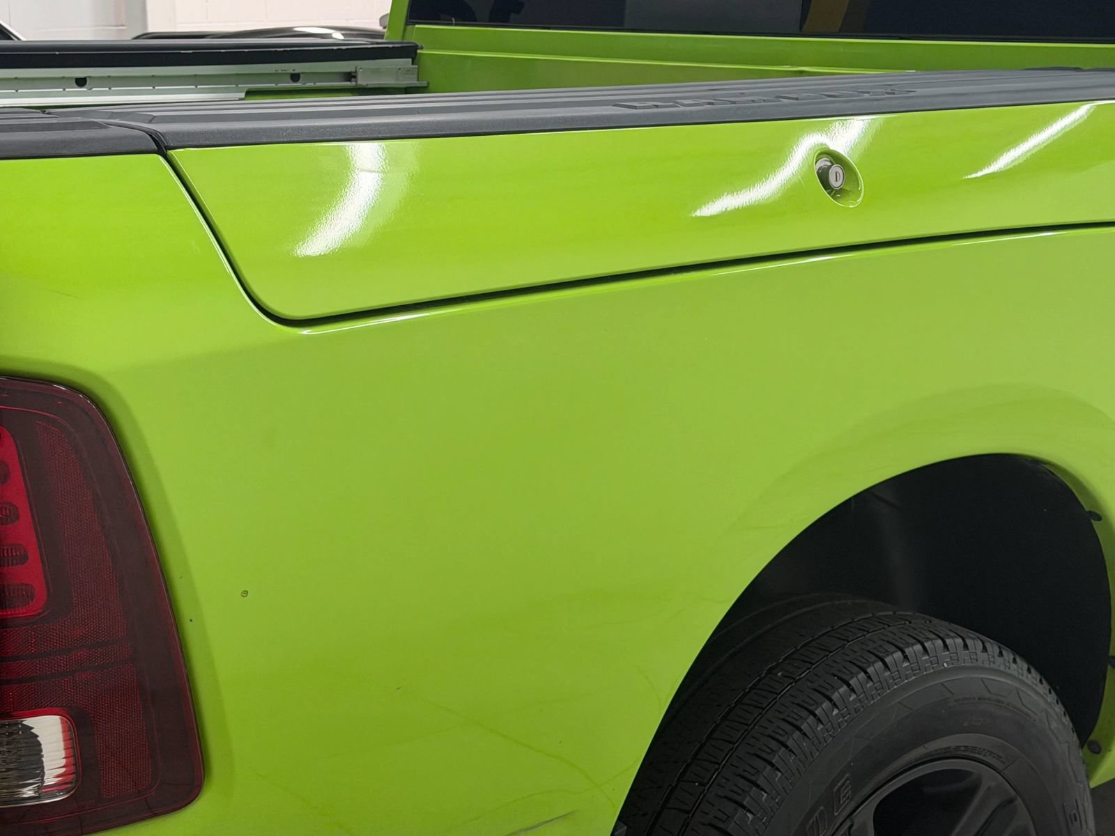 Used 2017 RAM 1500 Sport w/ Sublime Green Sport Package AWD/4WD image 10
