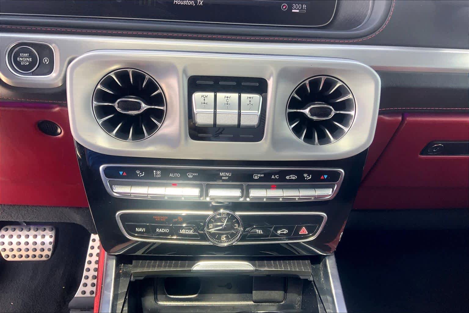 Used 2022 Mercedes-Benz G 550 image 33