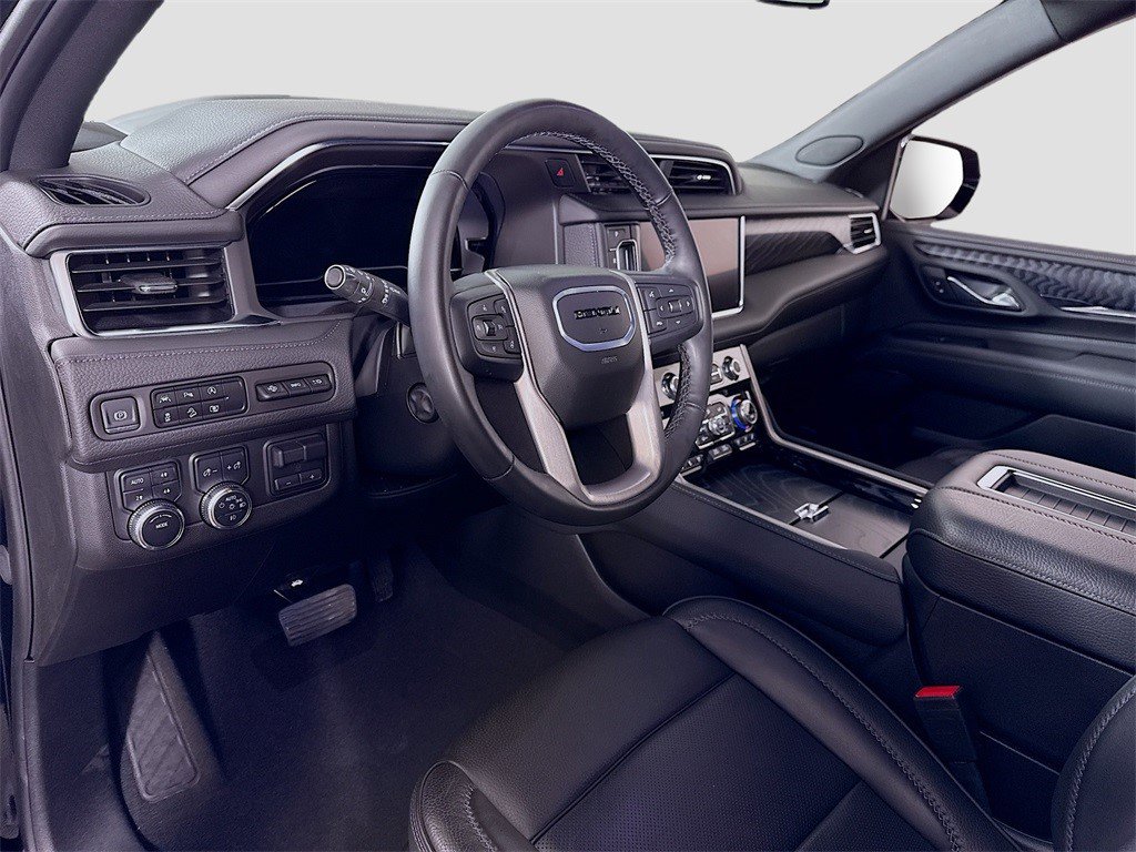 Certified 2024 GMC Yukon Denali w/ Max Trailering Package image 4