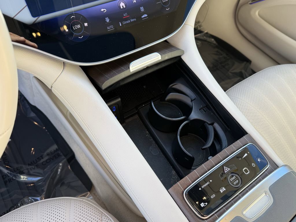 Used 2023 Mercedes-Benz EQS 580 4MATIC Sedan image 23