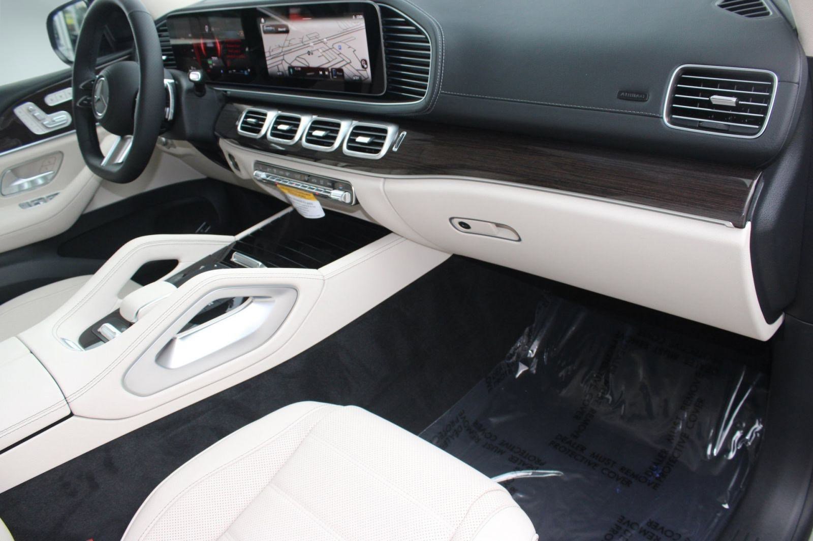 New 2026 Mercedes-Benz GLS 450 4MATIC image 37