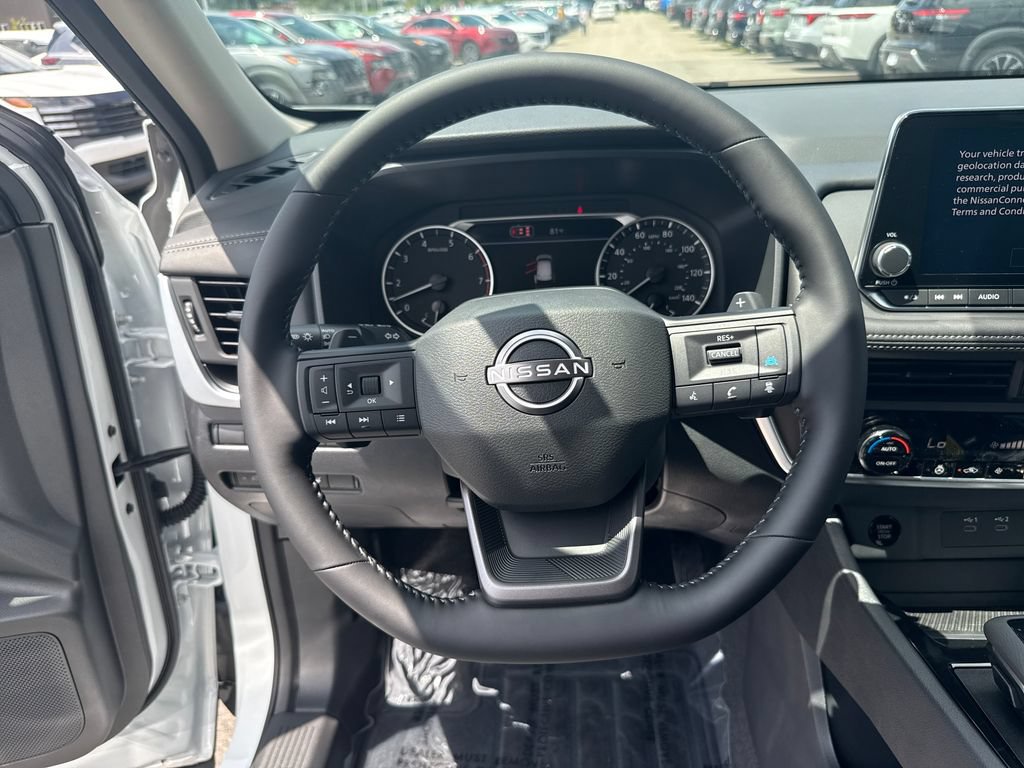 New 2026 Nissan Rogue SV w/ Cold Weather Package AWD/4WD image 17