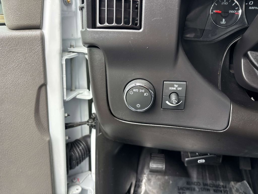 Used 2024 Chevrolet Express 2500 w/ Driver Convenience Package RWD image 20