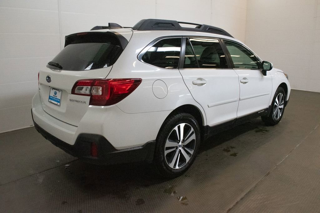 Used 2019 Subaru Outback 2.5i Limited AWD/4WD image 4