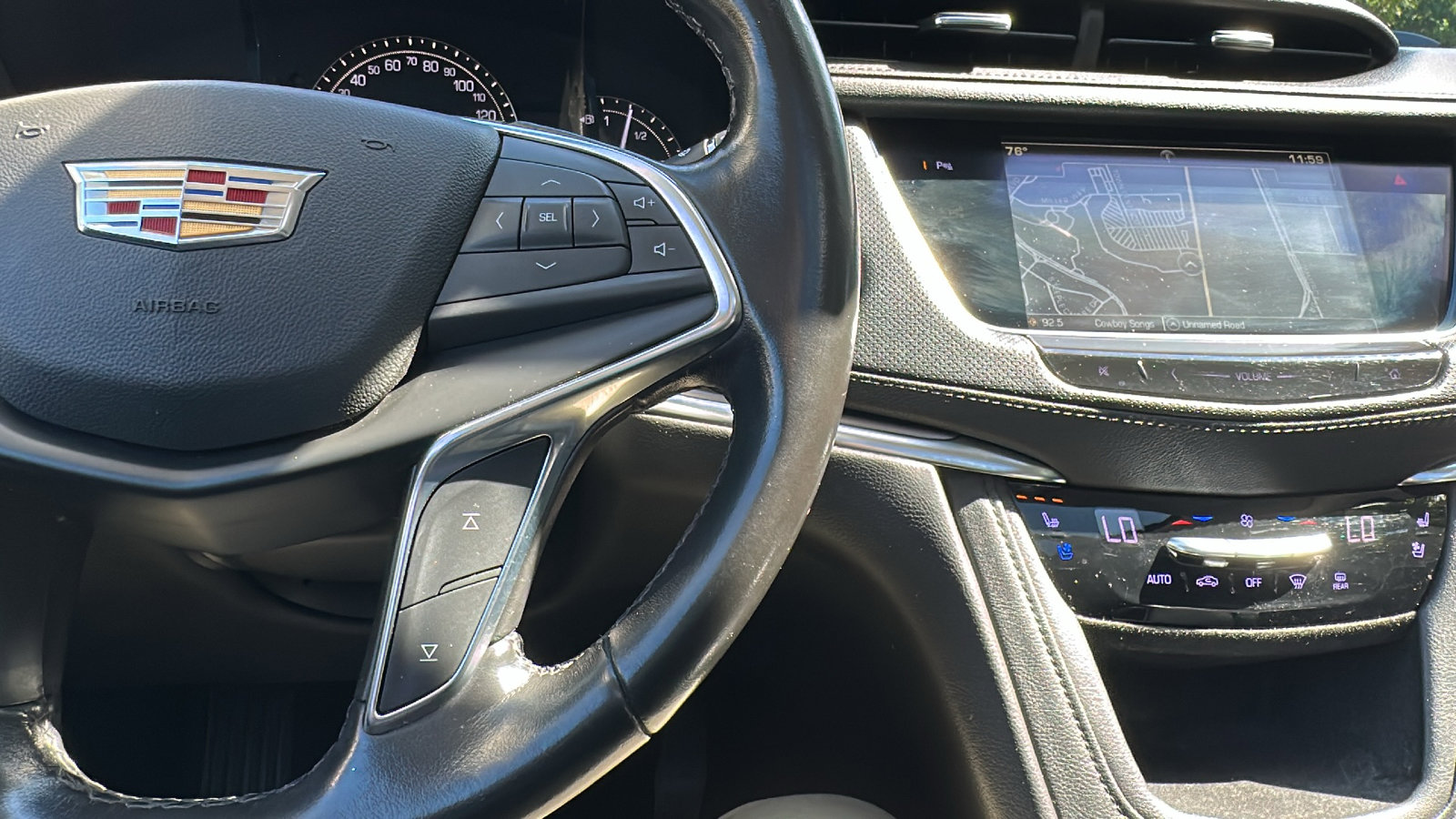 Used 2018 Cadillac XT5 Premium Luxury image 18