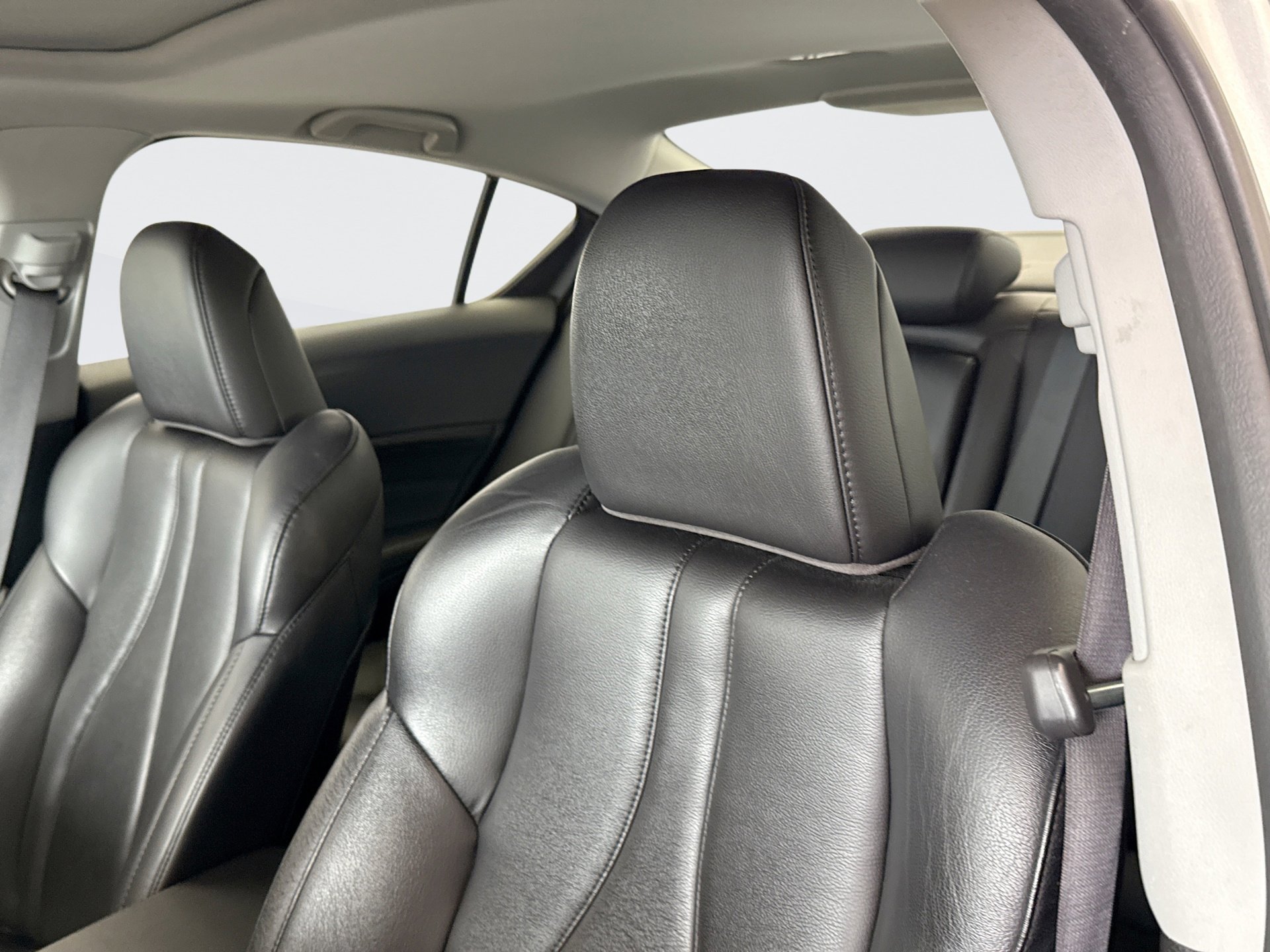 Used 2022 Acura ILX image 9