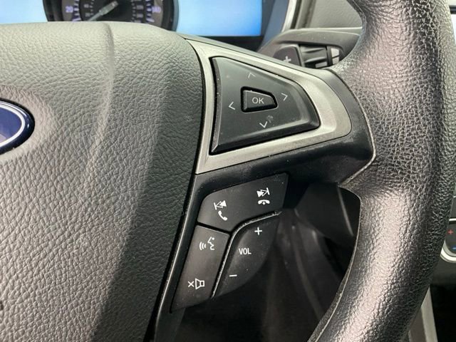 Used 2020 Ford Fusion SE image 18