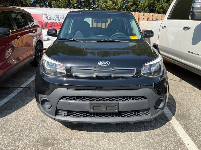 Used 2019 Kia Soul w/ Convenience Package image 2