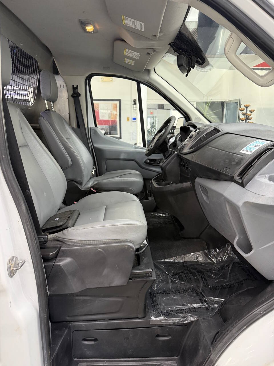 Used 2016 Ford Transit 250 130 Low Roof RWD image 14