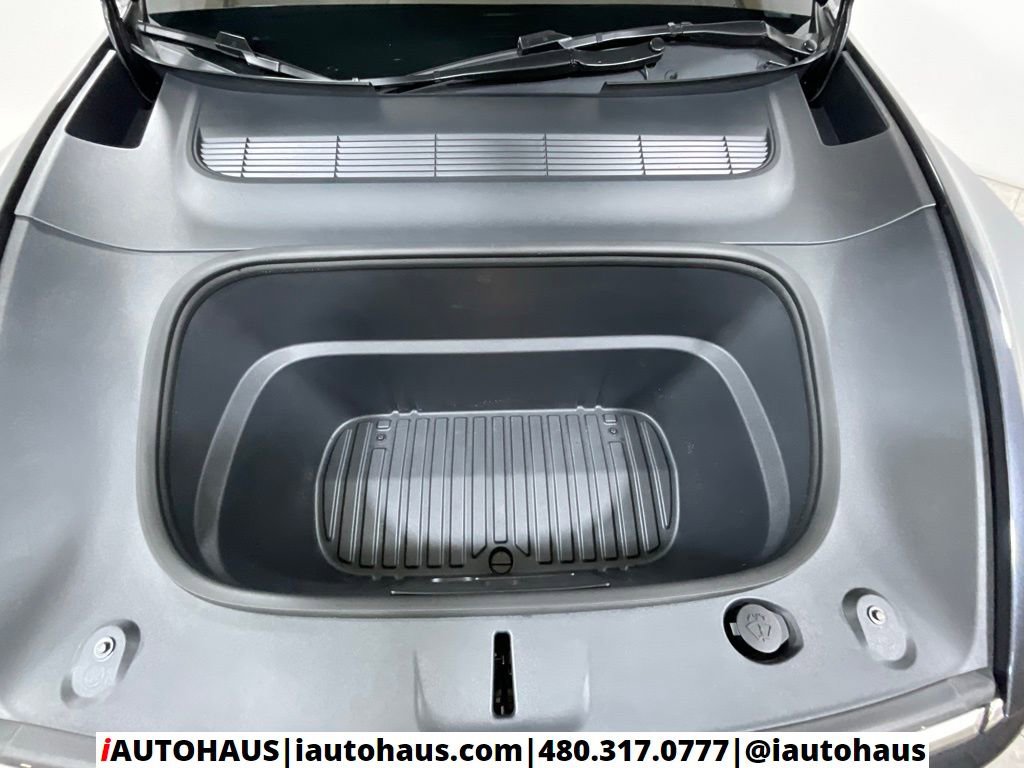 Used 2026 Tesla Model Y Long Range image 9