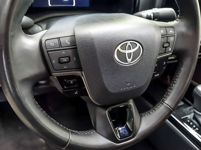 Certified 2025 Toyota Camry LE w/ Convenience Package AWD/4WD image 11