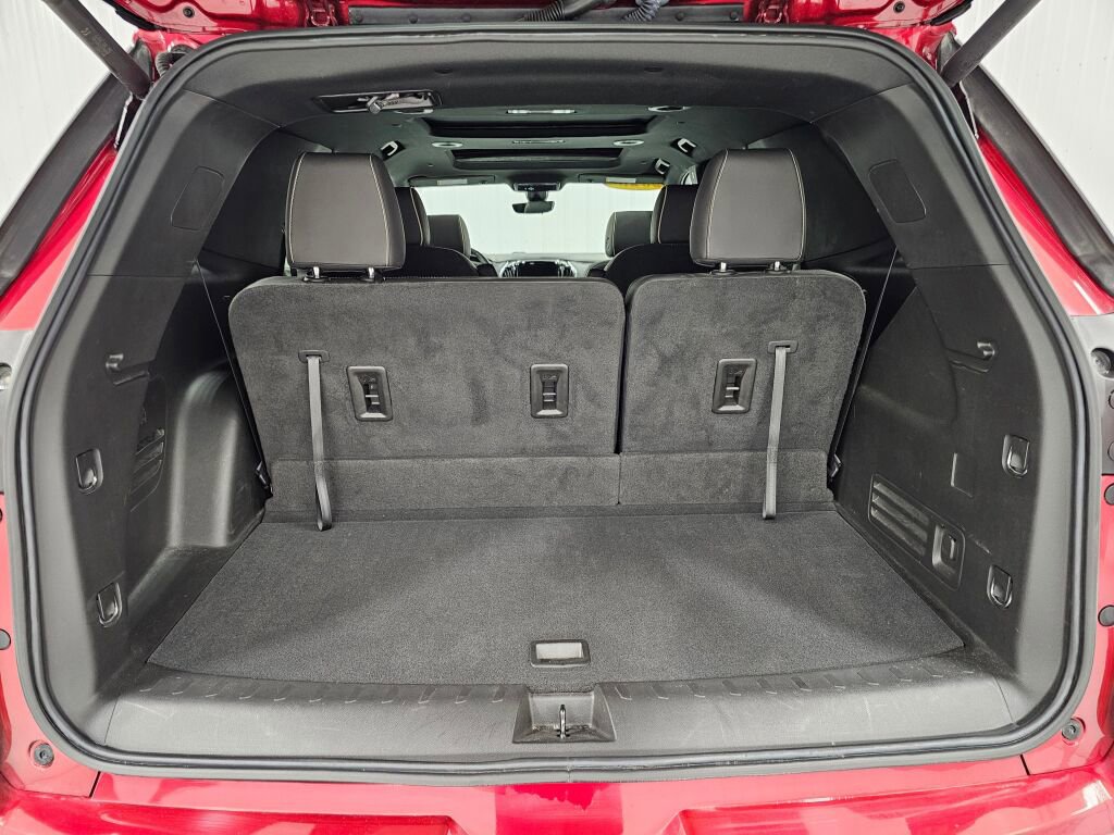 Used 2023 Chevrolet Traverse Premier image 18