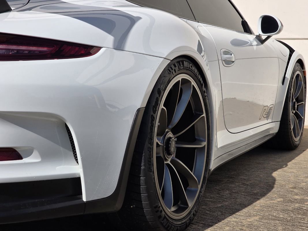 Used 2016 Porsche 911 GT3 RS image 32