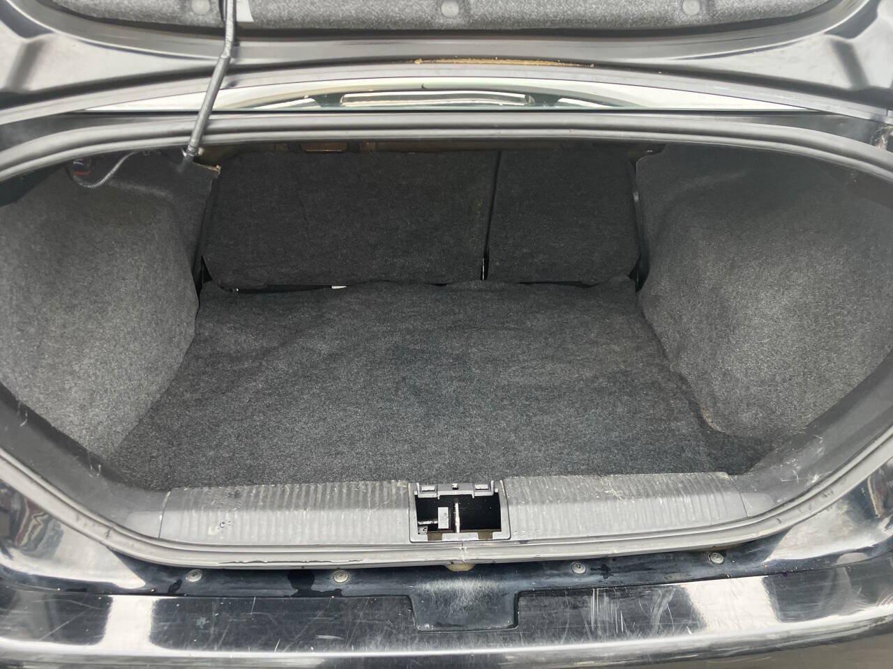 Used 2008 Ford Focus SES FWD image 32