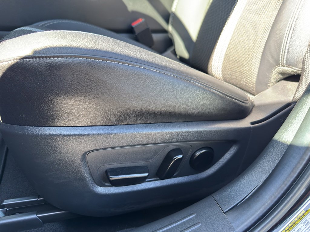 Used 2025 MAZDA CX-50 AWD 2.5 S w/ Premium Package image 13