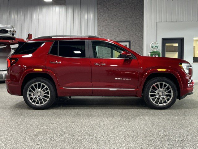 New 2026 GMC Terrain Denali w/ LPO, Floor Liner Package AWD/4WD image 6