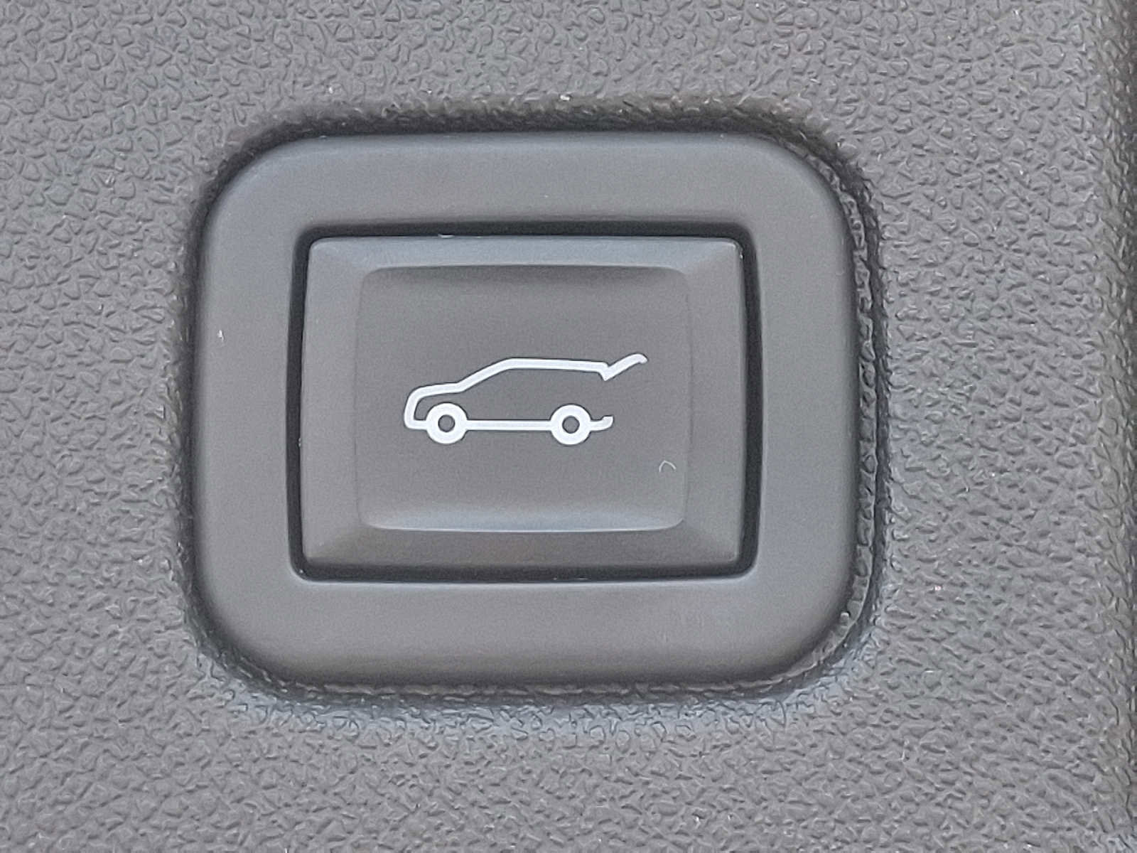 Used 2024 Chevrolet Equinox LT w/ LPO, Floor Liner Package image 28