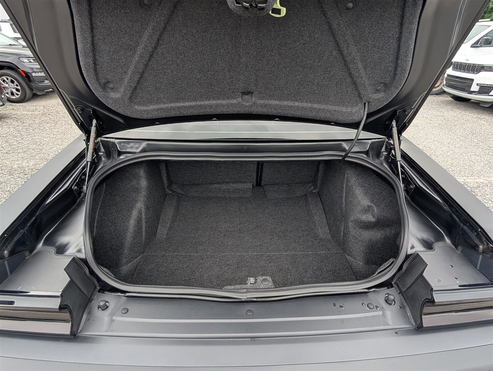 Used 2022 Dodge Challenger SRT Hellcat Redeye image 17