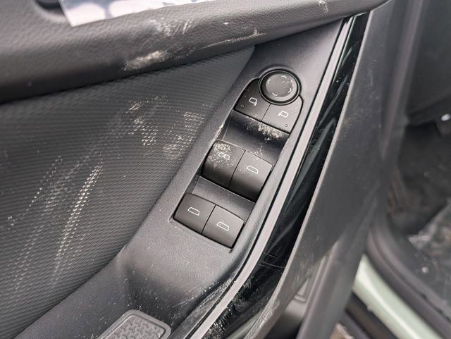 New 2026 Chevrolet Equinox LT w/ Convenience Package II image 15