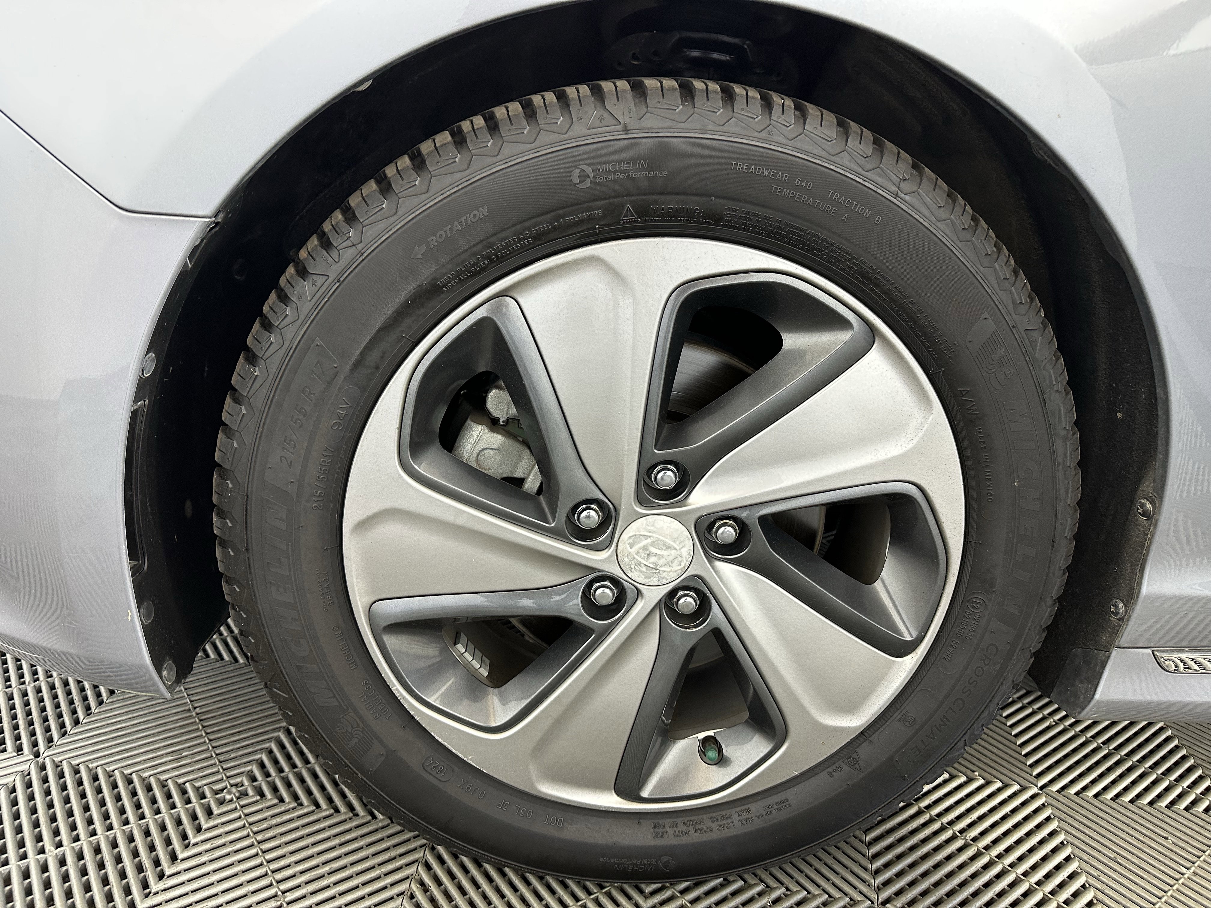 Used 2017 Hyundai Sonata Limited w/ Ultimate Package 02 image 13